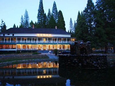 Wawona Hotel *