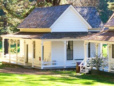 Wawona Hotel